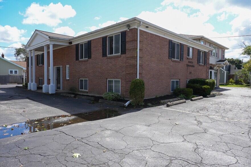 More Photos Of 277 Division St N, North Tonawanda Office For Sale