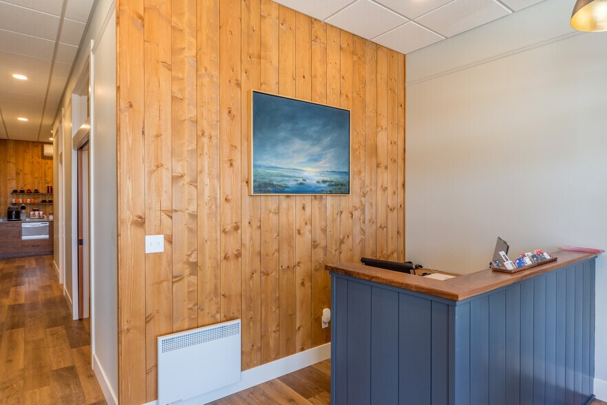 More Photos Of 1042 Water, Port Townsend Storefront Retail Office For Lease