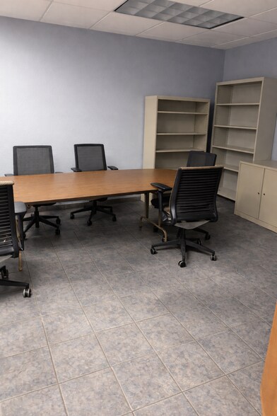 More Photos Of 733 Mike McCarthy Way, Green Bay Light Manufacturing For Sale