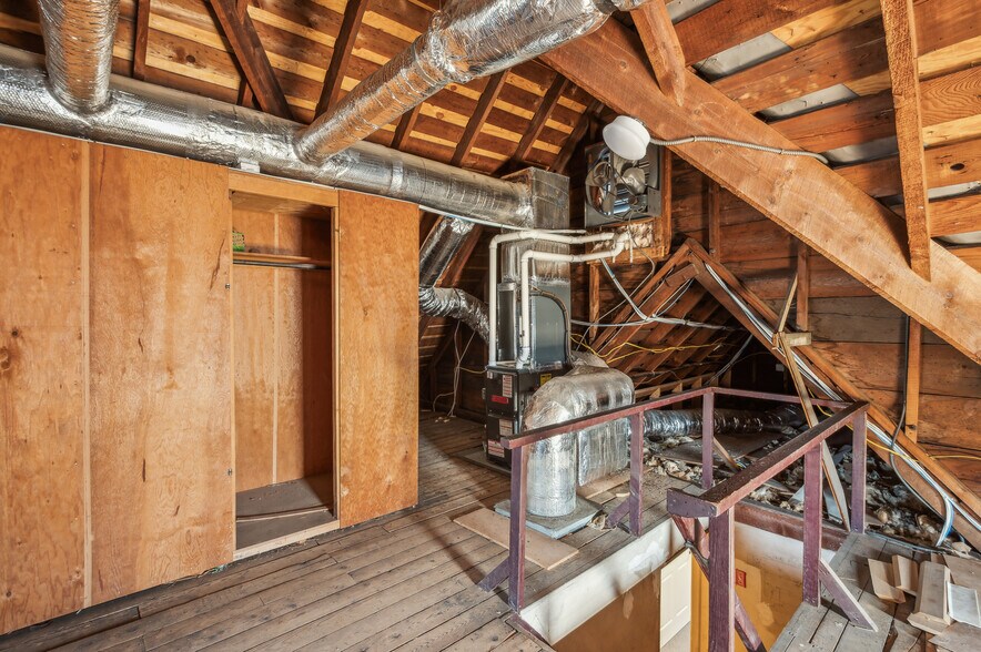 More Photos Of 2640 Main St, Glastonbury Office For Lease