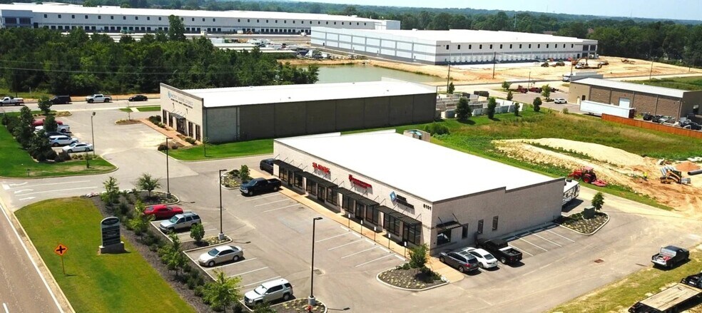 More Photos Of 8101 Hacks Cross Rd, Olive Branch Unknown For Lease