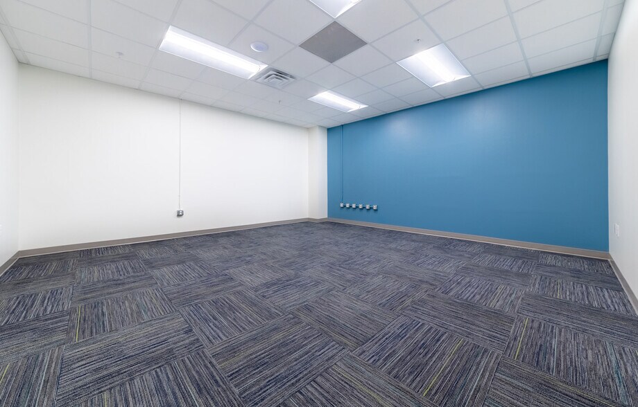 More Photos Of 11211 Taylor Draper Ln, Austin Coworking Space