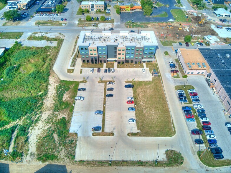 More Photos Of 1261 8th St, West Des Moines Apartments For Lease