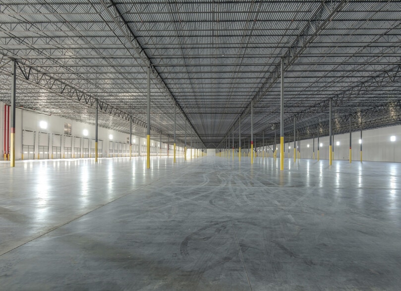More Photos Of 2475 Hwy 155, Locust Grove Distribution For Lease