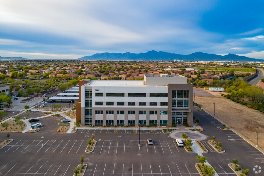More Photos Of 9321 W Thomas Rd, Phoenix Medical For Lease