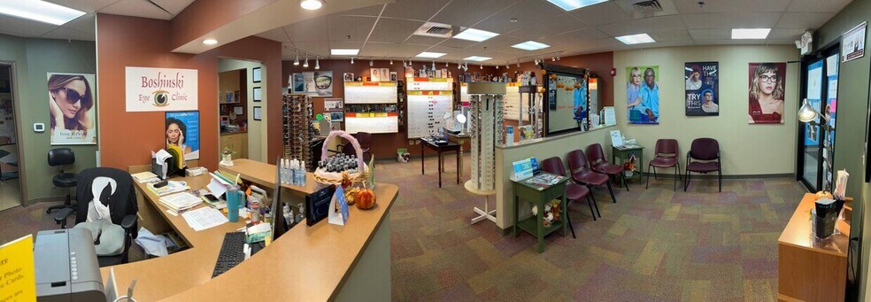 More Photos Of 5275 E Trindle Rd, Mechanicsburg Medical For Lease