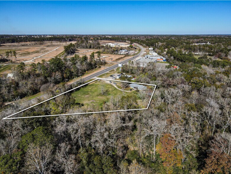 More Photos Of 11104 TX-75, Willis Land For Sale