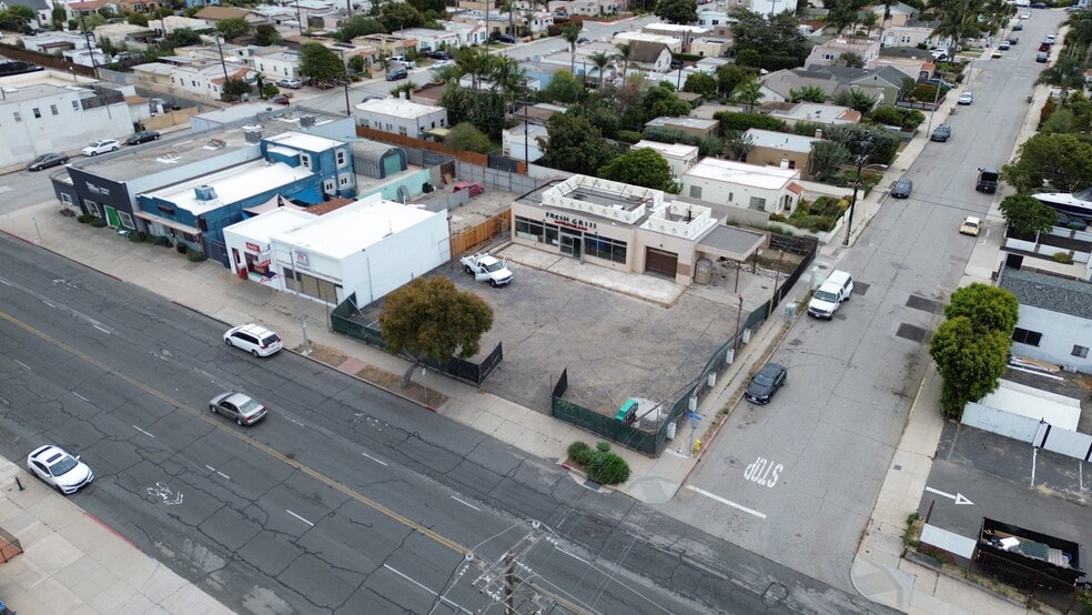 More Photos Of 1946 E Thompson Blvd, Ventura Fast Food For Sale