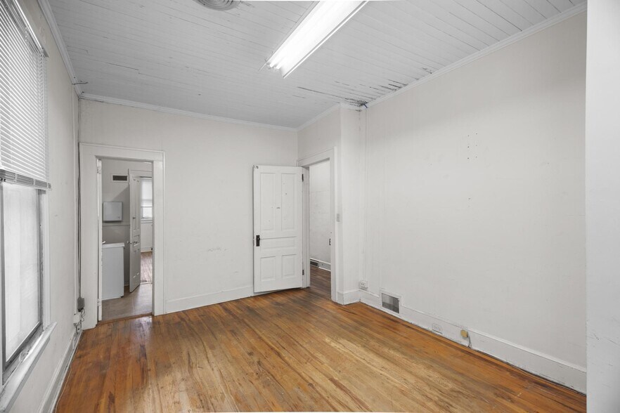 More Photos Of 105 Lancaster St SW, Aiken Loft Creative Space For Lease
