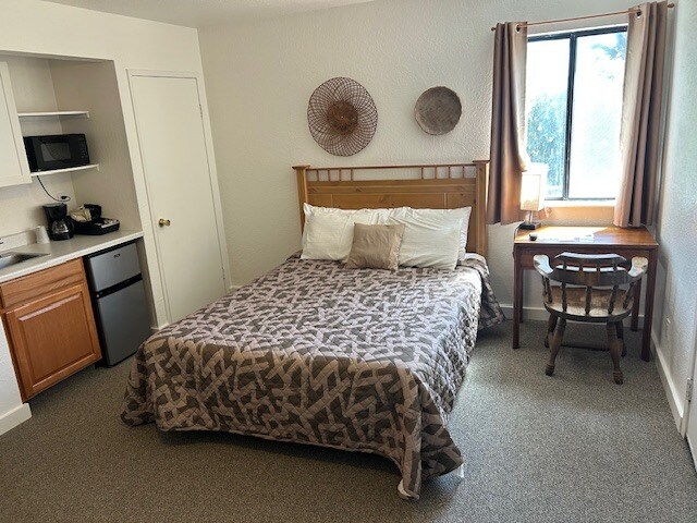 More Photos Of 14 Saint Andrews Rd, Valley Springs Hotel For Sale