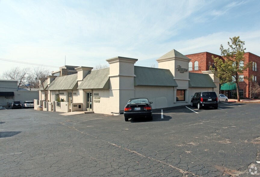 Primary Photo Of 6431-6437 N Olie Ave, Oklahoma City Office For Lease