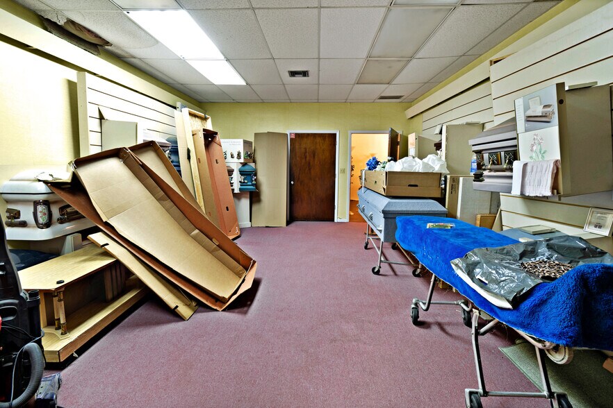 More Photos Of 1940 Dr Martin Luther King Jr St S, Saint Petersburg Specialty For Sale