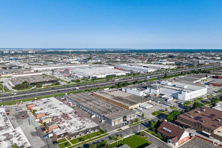 More Photos Of 120 Norfinch Dr, Toronto Manufacturing For Sale