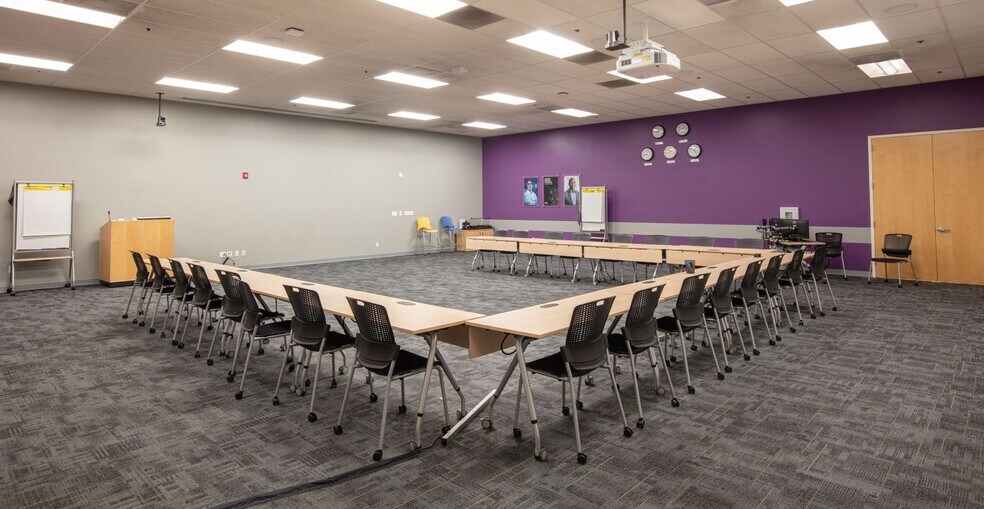 More Photos Of 101 Galveston Dr, Redwood City Flex For Lease