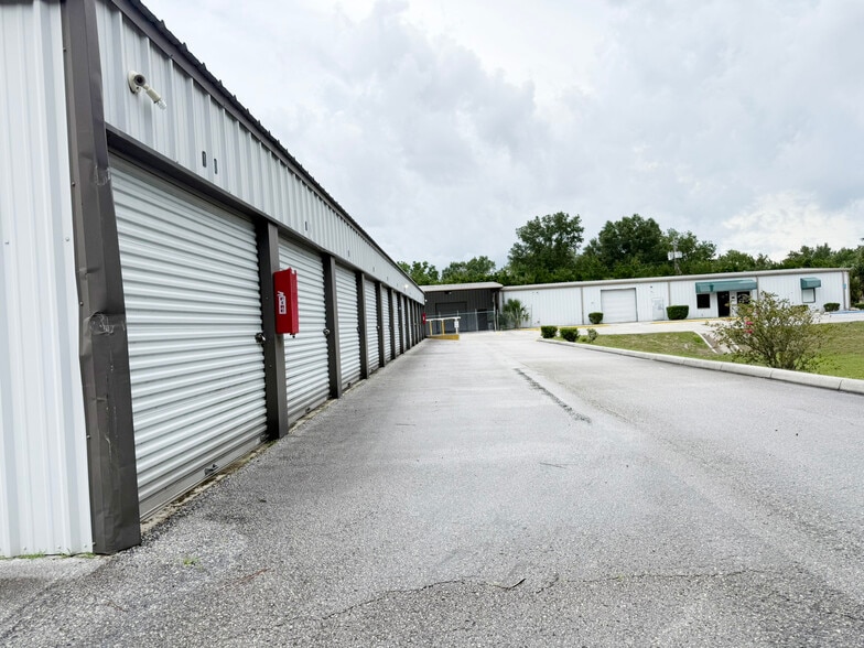 More Photos Of 1424 N Gulf Ave, Crystal River Self Storage For Lease