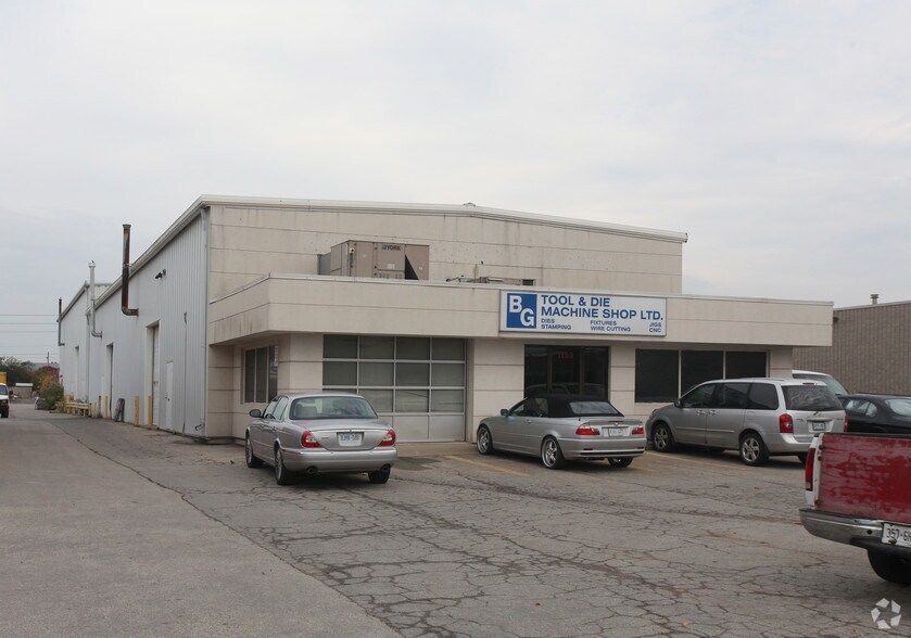 More Photos Of 1135 Speers Rd, Oakville Warehouse For Lease