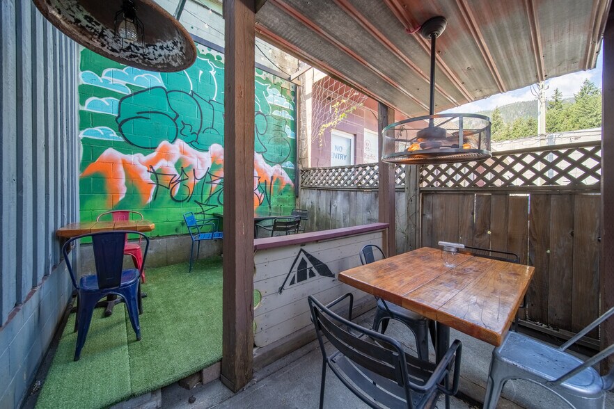 More Photos Of 7439 Frontier St, Pemberton Restaurant For Sale