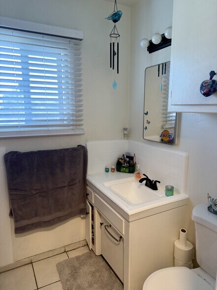 More Photos Of 2005-2007 S Stoneman Ave, Alhambra Multifamily For Sale