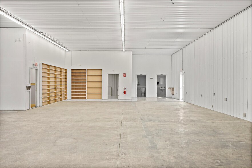 More Photos Of 1251 Montvue Rd, Kingsport Warehouse For Sale