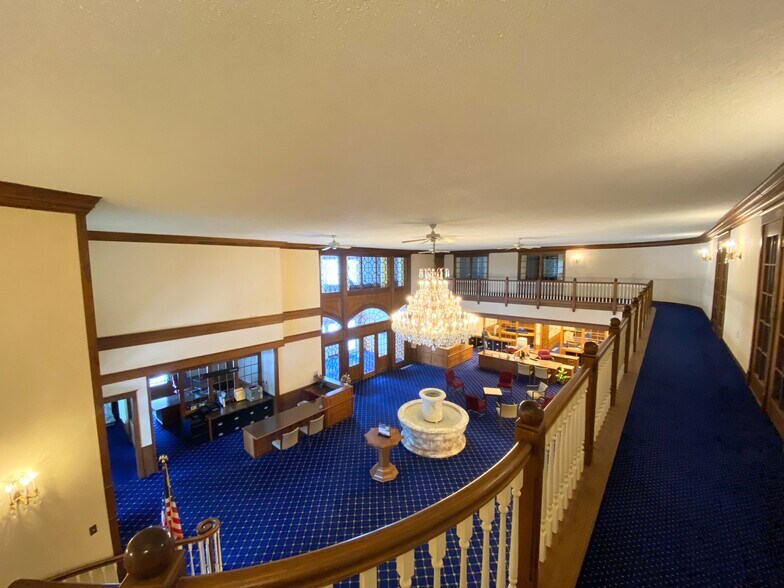 More Photos Of 121 E Fifth St, Storm Lake Office Residential For Lease