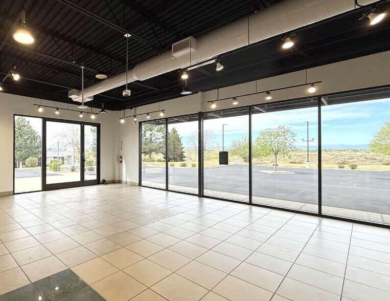 More Photos Of 2950 S Havana St, Aurora Unknown For Lease