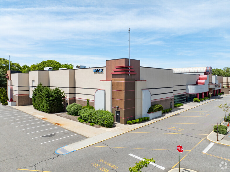 Primary Photo Of 2162-2200 Nesconset Hwy, Stony Brook General Retail For Lease