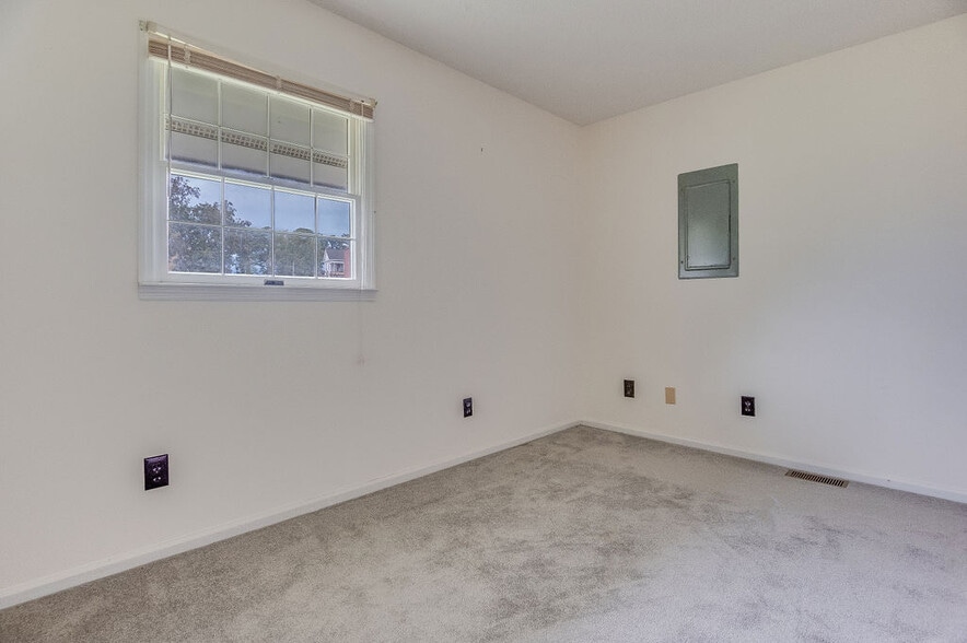 More Photos Of 110 Wetherington Landing rd, Stella Specialty For Sale