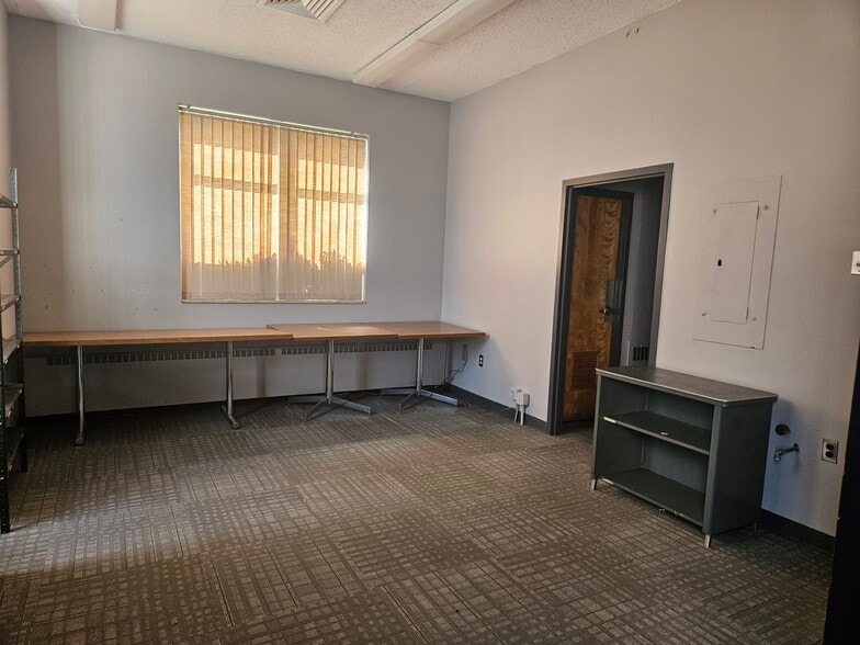 More Photos Of 3265 Main St, Weirton Bank For Sale