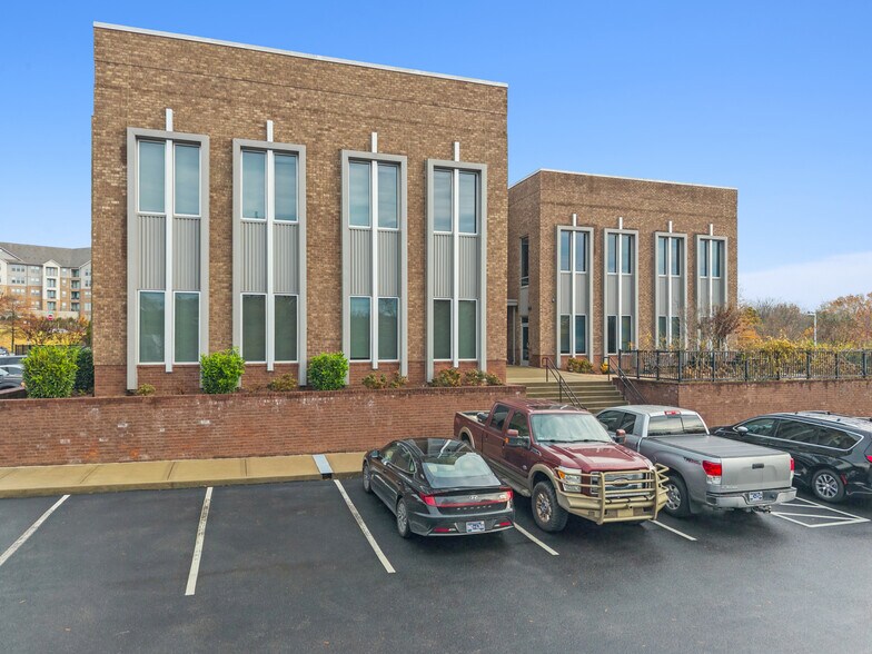 More Photos Of 2179 Edward Curd Ln, Franklin Loft Creative Space For Sale