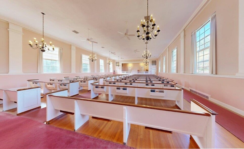 More Photos Of 235 Scarborough St, Hartford Land For Sale