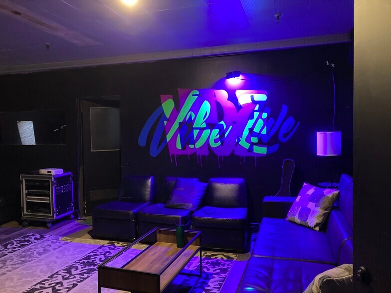 More Photos Of 245 E Adams St, Jacksonville Loft Creative Space For Lease