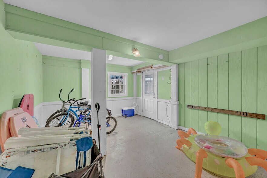 More Photos Of 1715 Carolina Beach Ave N, Carolina Beach Apartments For Sale