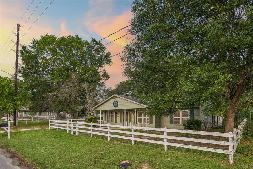 More Photos Of 30315 2nd St., Fulshear Land For Sale