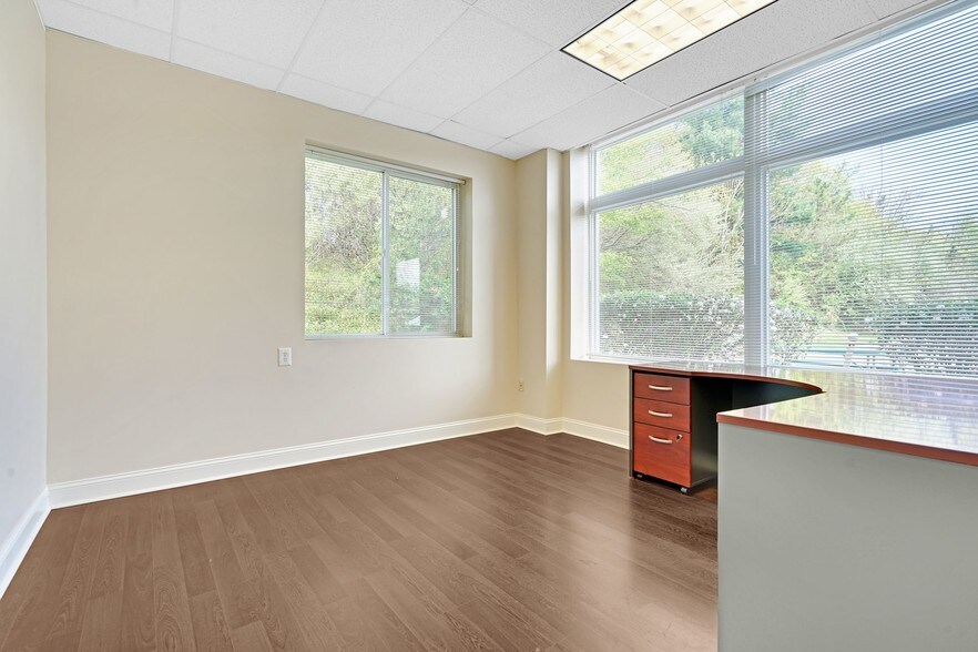 More Photos Of 1386 US Highway 22, Lebanon Unknown For Lease