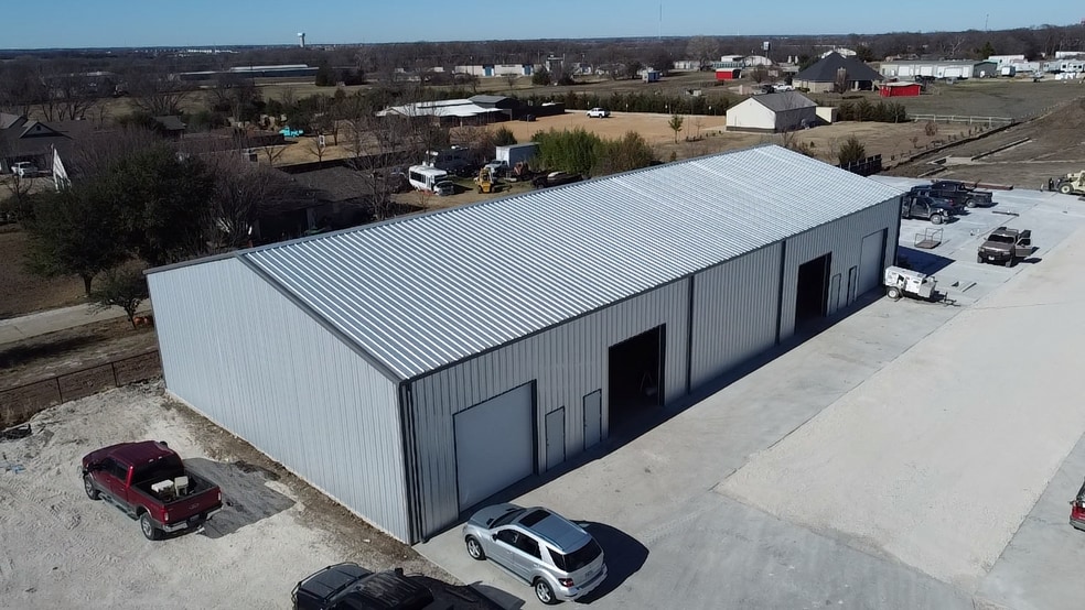 Primary Photo Of 415 County Road 278, Melissa Unknown For Lease