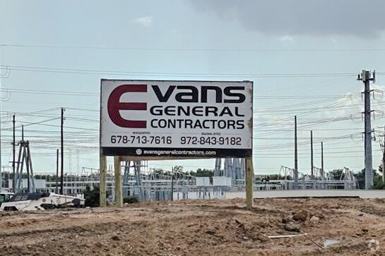 More Photos Of 3550 Hardrock Rd, Grand Prairie Warehouse For Lease