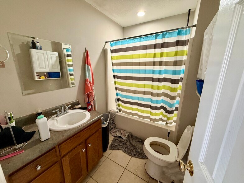 More Photos Of 156 Worley Dr, Owens Cross Roads Apartments For Sale