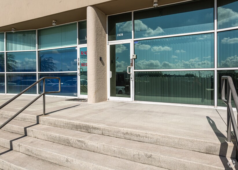 More Photos Of 7501-7521 NW 52nd St, Miami Unknown For Lease