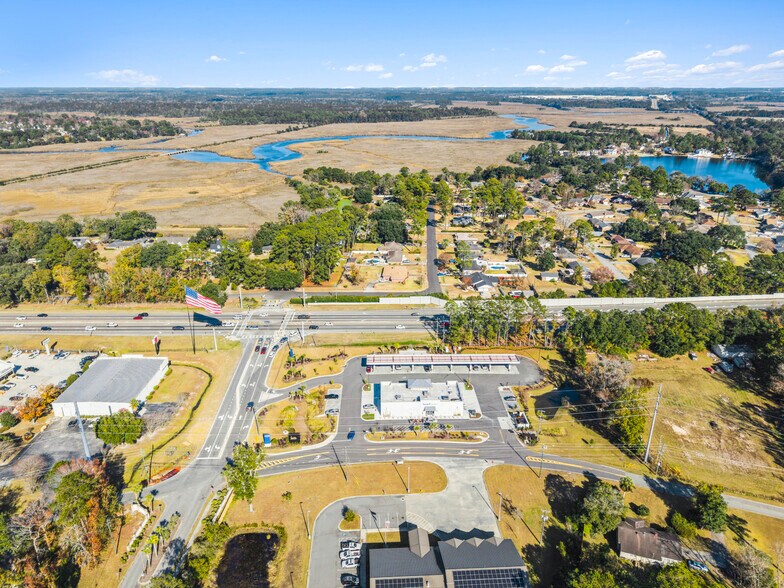 More Photos Of 1750 Grove Point Rd, Savannah Service Station For Sale