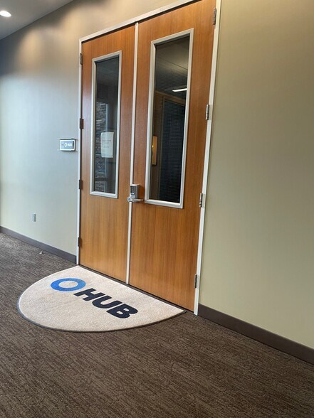 More Photos Of 970 Reserve Dr, Roseville Loft Creative Space For Sale