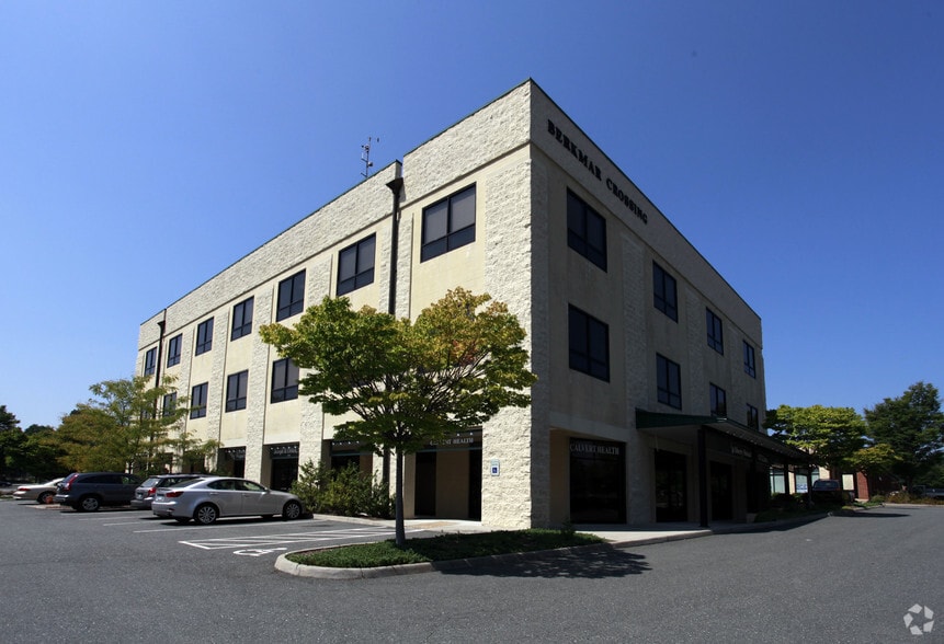 More Photos Of 684 Berkmar Cir, Charlottesville Office For Lease