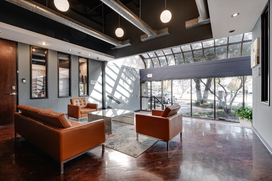 More Photos Of 14665 Midway Rd, Addison Office For Lease
