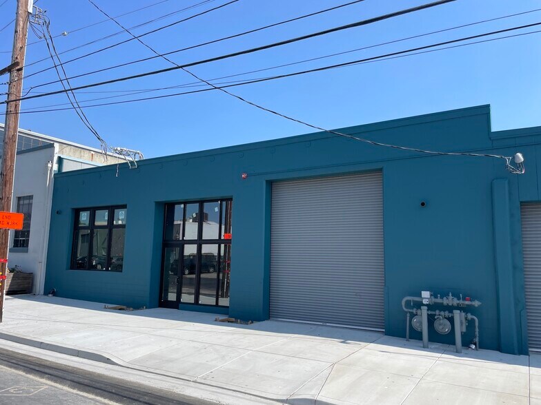 More Photos Of 1475 67th St, Emeryville Warehouse For Lease