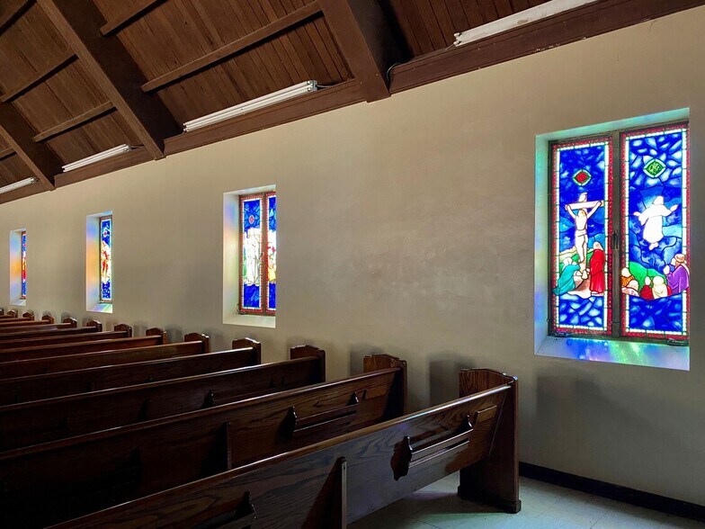 More Photos Of 6601 Sherman St, Houston Lodge Meeting Hall For Sale