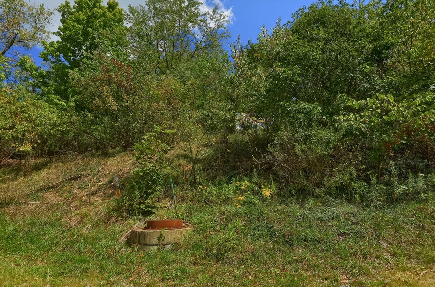 More Photos Of 916 Mt Nebo Rd, Pittsburgh Land For Sale