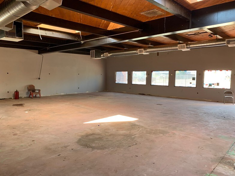 More Photos Of 3225 Midway Dr, San Diego Restaurant For Lease