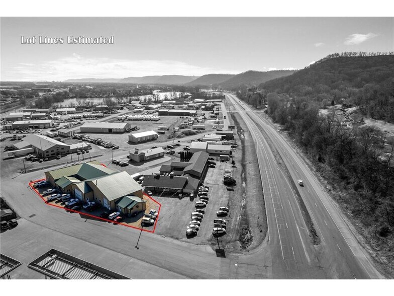 More Photos Of 1140 72nd St, Goodview Office For Sale