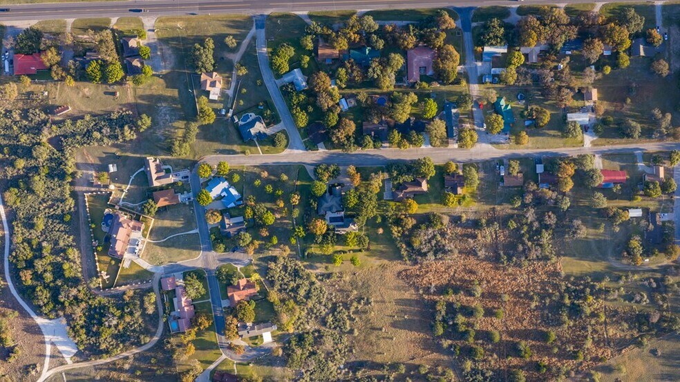 More Photos Of 2409 Commerce st, San Saba Land For Sale