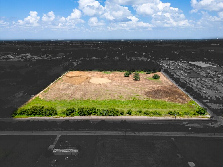 More Photos Of 200 Indian Hills Rd, Joshua Land For Sale