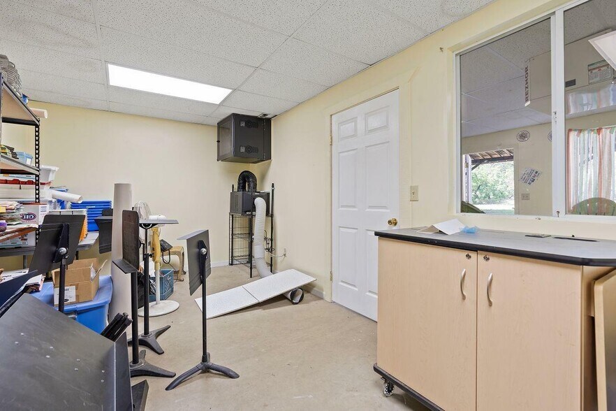 More Photos Of 217 W Jackson St, Ione Storefront Retail Office For Sale